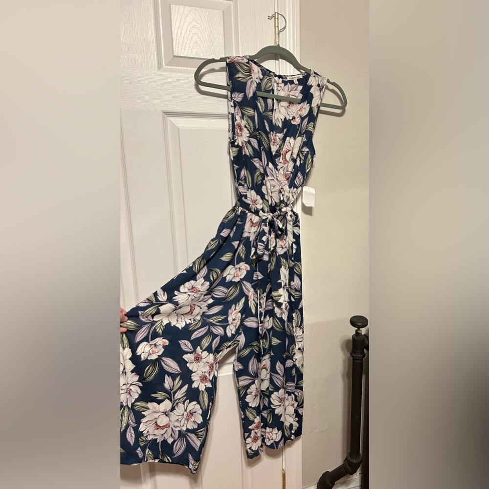 Floral cropped romper